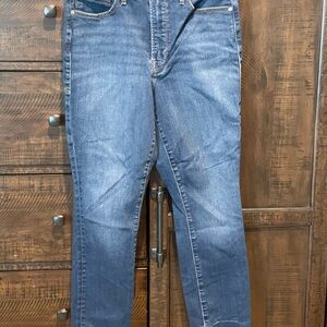 Good American Women’s Skinny Denim Jeans